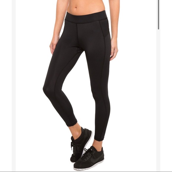HPE Soho 7/8 Black Leggings - Picture 3 of 10